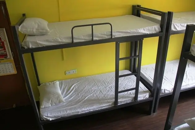 Deluxe Ortak Ranzalı Oda, Karma Ranzalı Oda, Sigara İçilmez