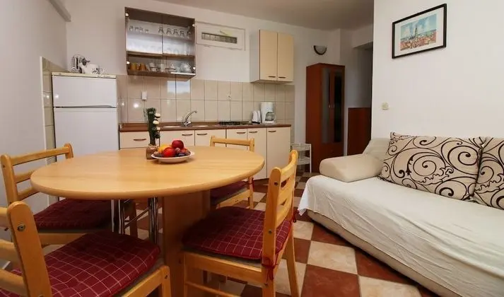 Apart Daire (Elvi - amazing position & parking - A)