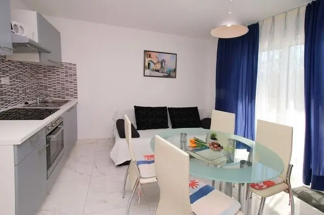 Apart Daire (Elvi - amazing position & parking - A)