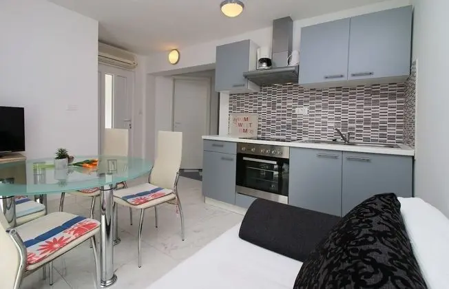 Apart Daire (Elvi - amazing position & parking - A)