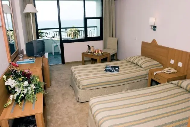 Standard Üç Kişilik Oda