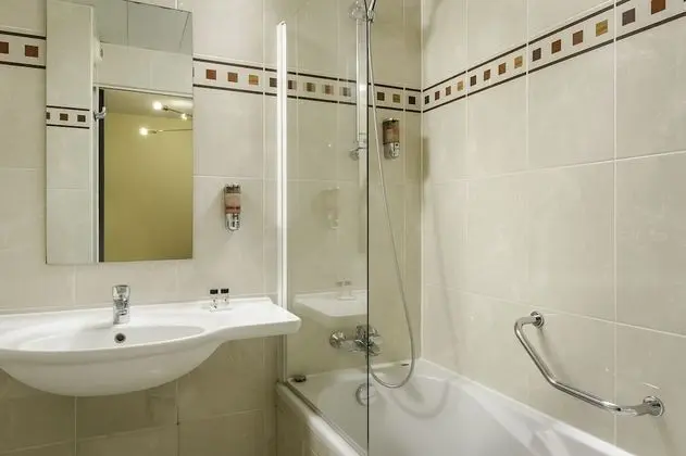 Basic Tek Büyük Yataklı Oda, 1 Çift Kişilik Yatak