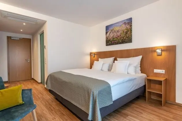 Comfort Tek Büyük Yataklı Oda
