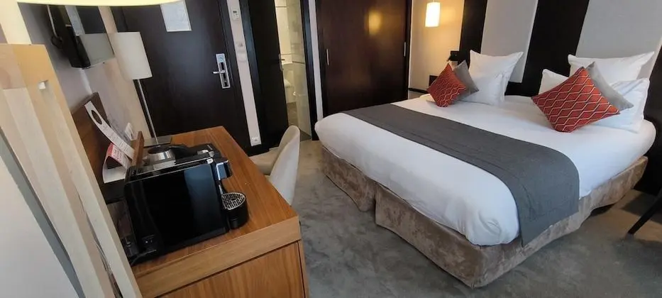 Superior Oda, Bağlantılı Odalar