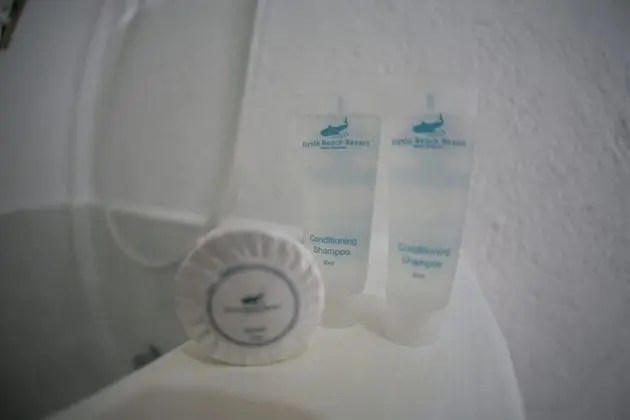 Deluxe Oda, 1 Çift Kişilik Yatak, Havuz Manzaralı, Denize Sıfır