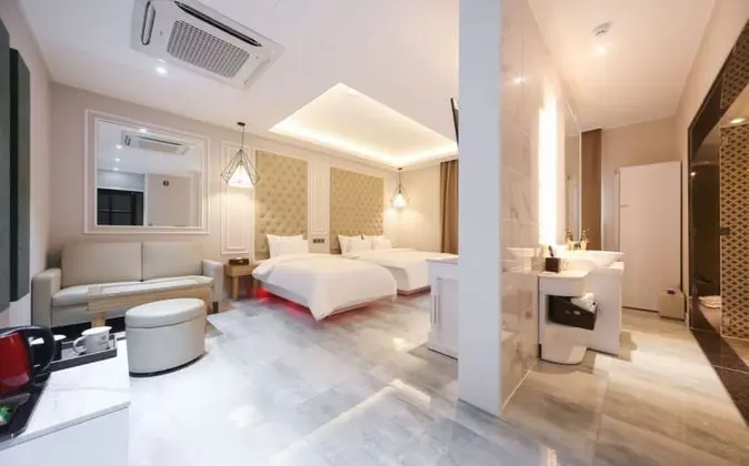 VIP Twin Room (Extra Person Fee Check On-site)