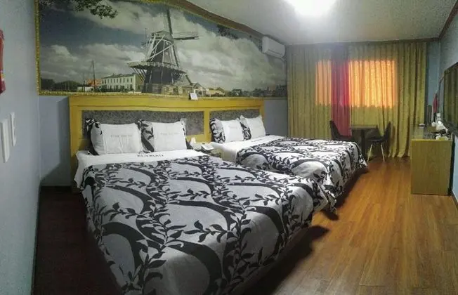 Standard İki Ayrı Yataklı Oda (Base 2,Extra Person Fee upon Check in)