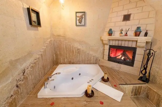 Jakuzili Deluxe Oda,    , Şömineli ve Jakuzili
