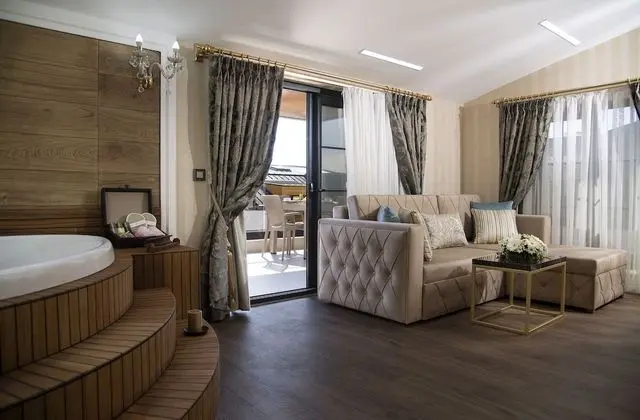 Junior Suite Custom Room