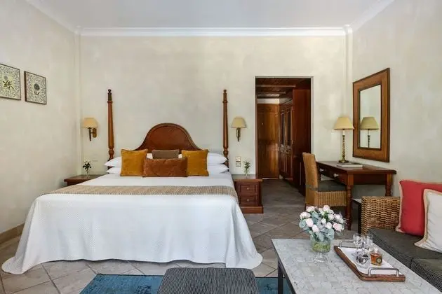 Royal Stüdyo, Bahçe Manzaralı