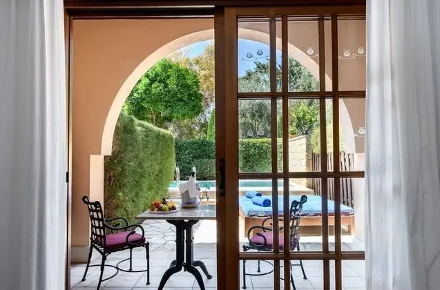 Stüdyo, Kişiye Özel Havuzlu, Bahçe Manzaralı
