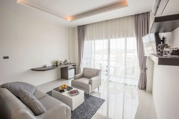 Suite King Size Bed