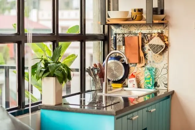 Sun-kissed & Large Studio inside Old Quarter