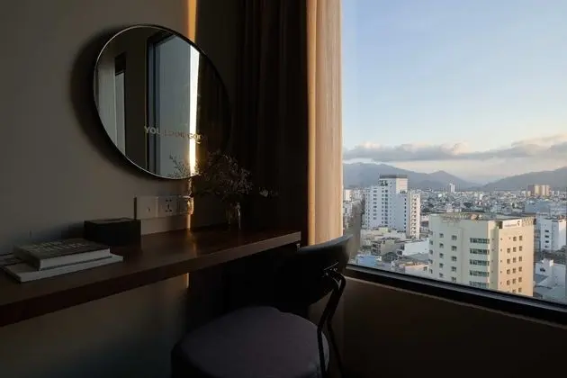 Deluxe Oda, 1 En Büyük (King) Boy Yatak, Şehir Manzaralı (Roomy)