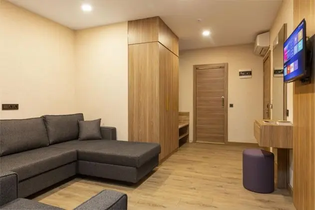 Premium Suite