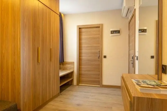 Premium Suite