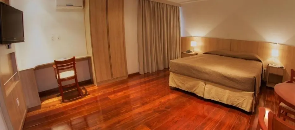 Comfort Tek Büyük veya İki Ayrı Yataklı Oda