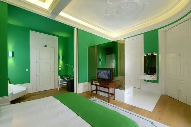 Deluxe Tek Büyük Yataklı Oda