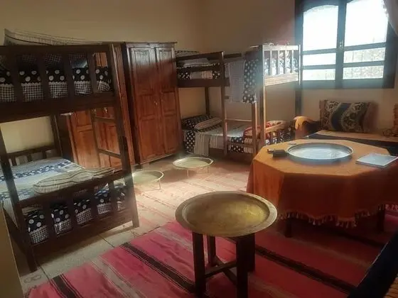 Ortak Ranzalı Oda, Sigara İçilmez, Ortak Banyo (4 Pax)