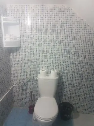 Ortak Ranzalı Oda, Sigara İçilmez, Ortak Banyo (4 Pax)
