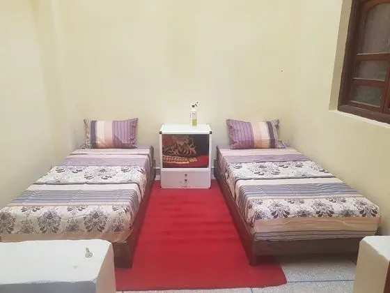 Ortak Ranzalı Oda, Sigara İçilmez, Ortak Banyo (6 Pax)