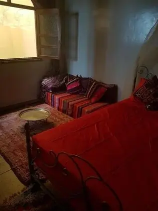 Tek Büyük Yataklı Oda, Sigara İçilmez, Ortak Banyo