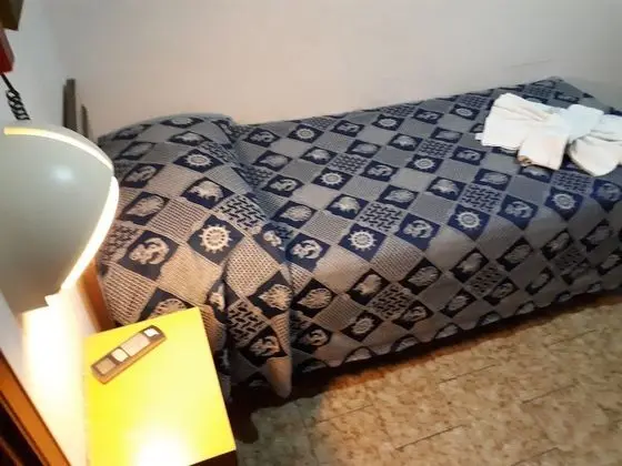 Tek Büyük veya İki Ayrı Yataklı Oda, Balkon