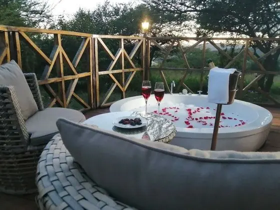 Deluxe Tek Büyük veya İki Ayrı Yataklı Oda, Birden Çok Yatak, Dağ Manzaralı