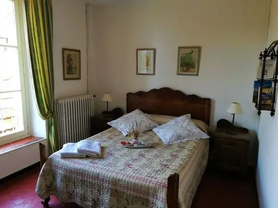 Süit, Sigara İçilmez (Camargue)