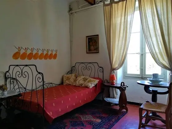 Süit, Sigara İçilmez (Camargue)