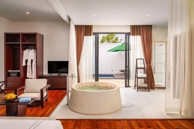 Family Suite with Double Private Pool