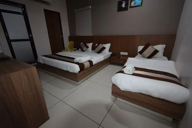 Three Bed AC Room