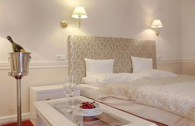 Deluxe Tek Büyük Yataklı Oda, Nehir Manzaralı