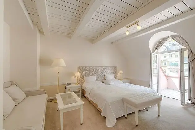 Deluxe Tek Büyük Yataklı Oda, Nehir Manzaralı
