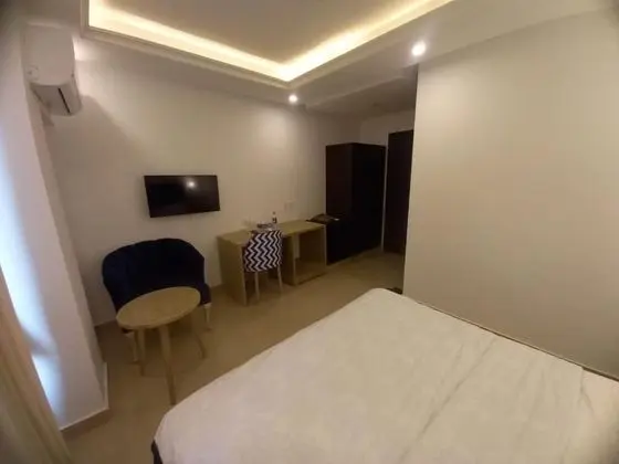Family Tek Büyük Yataklı Oda