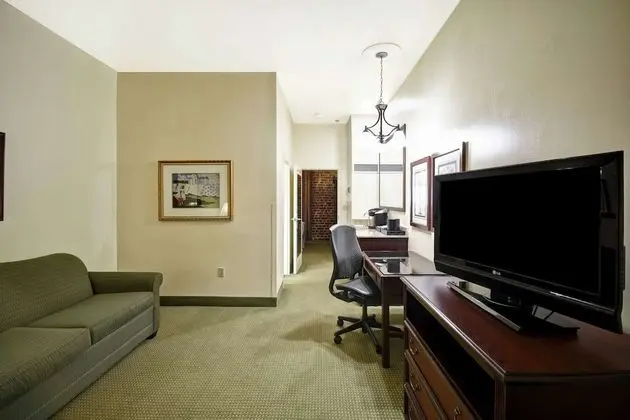 King Suite, Non Smoking