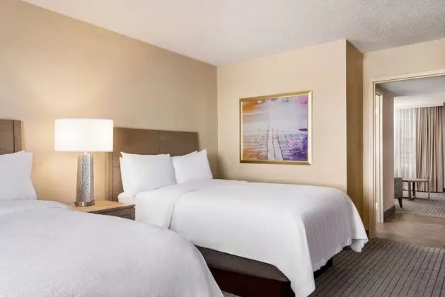 Süit, 2 Çift Kişilik Yatak, Sigara İçilebilir