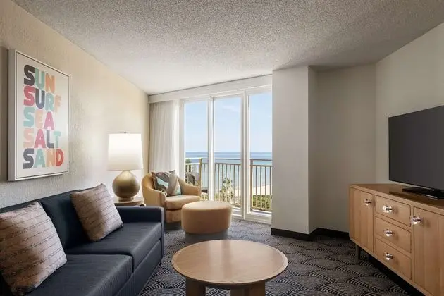 Suite, 1 King Bed, Oceanview, Sit Down Balcony