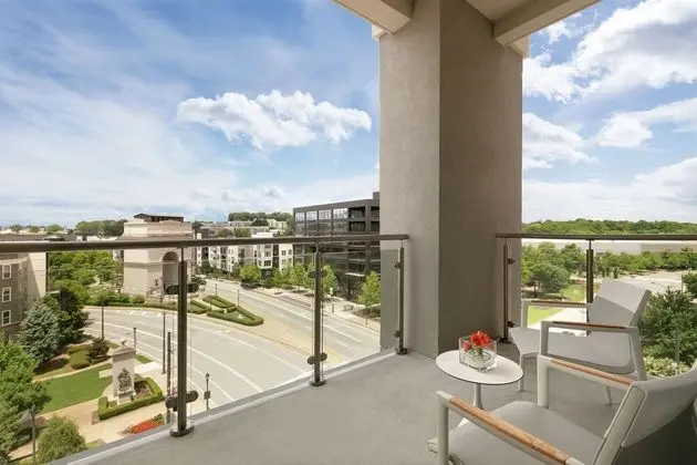 Süit, 1 En Büyük (King) Boy Yatak, Engellilere Uygun, Balkon