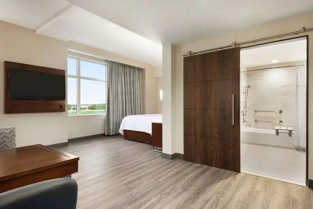 Stüdyo Süit, 1 En Büyük (King) Boy Yatak, Engellilere Uygun, Küvet (1 Bedroom)