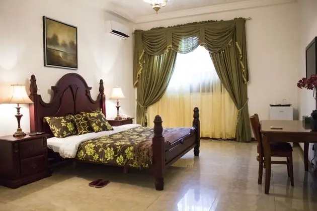 Deluxe Tek Büyük Yataklı Oda