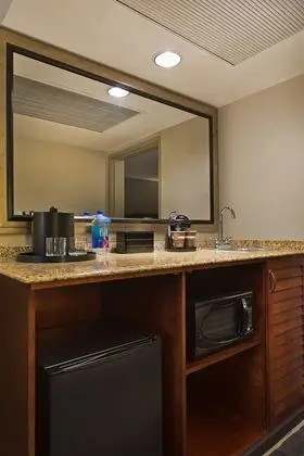 Süit, 2 Çift Kişilik Yatak, Sigara İçilmez (No Sofa Bed)