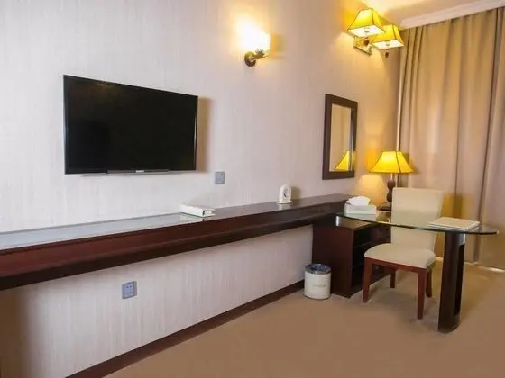 Superior Tek Büyük veya İki Ayrı Yataklı Oda