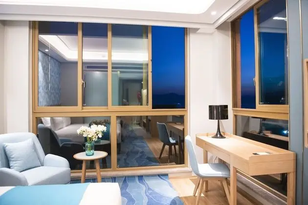Deluxe Tek Büyük Yataklı Oda