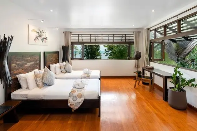 Luxury Villa, 3 Yatak Odası, Deniz Manzaralı, Denize Sıfır
