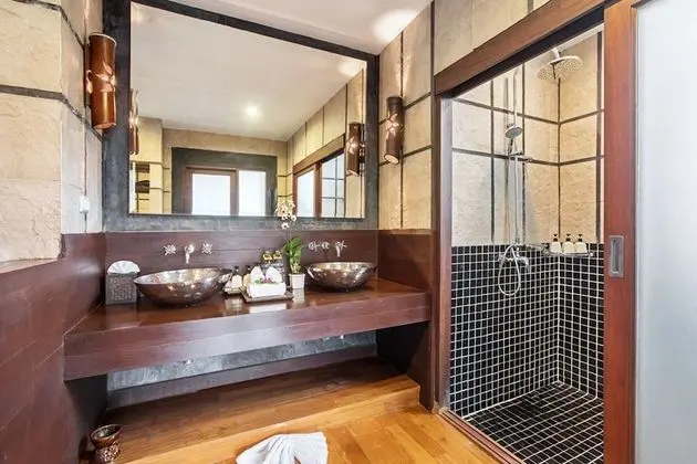 Luxury Villa, 3 Yatak Odası, Deniz Manzaralı, Denize Sıfır