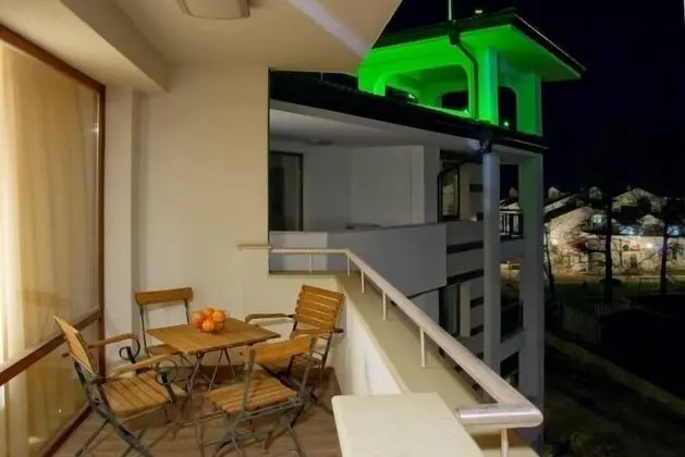 Stüdyo, Balkon