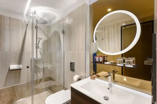 Superior High Floor