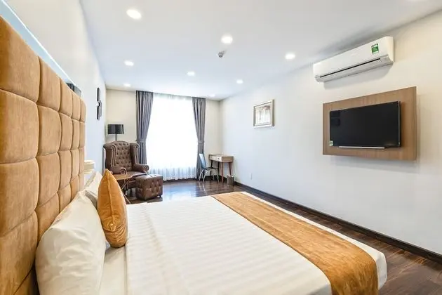 Deluxe Tek Büyük Yataklı Oda