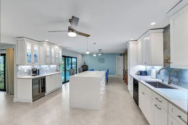 Deluxe Villa, 4 Yatak Odası, Kişiye Özel Havuzlu, Kanal Manzaralı